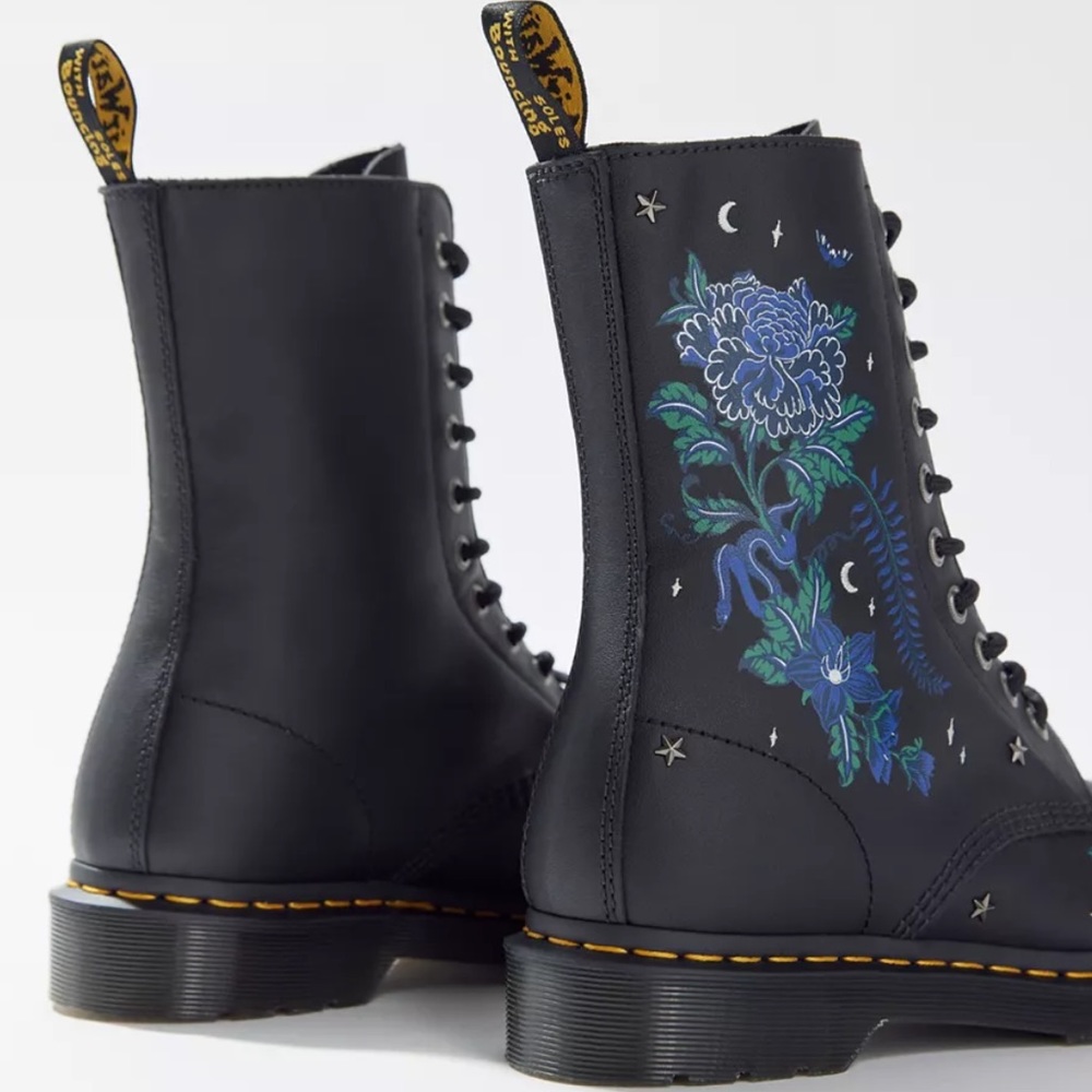 Dr Marten 1490 Mystic Garden Boot started floral lace up shoes rare new in box - Picture 4 of 7